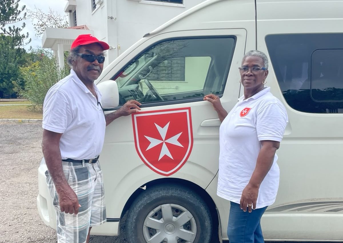 Thanks to the acquisition of a professional minibus, our aid reaches every part of the island.
