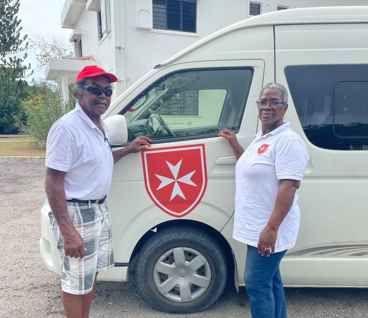 Thanks to the acquisition of a professional minibus, our aid reaches every part of the island.